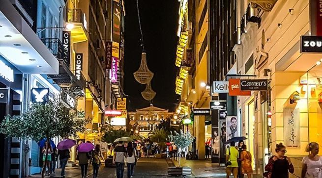 Apartment In The Centre Of Athina Атина Екстериор снимка